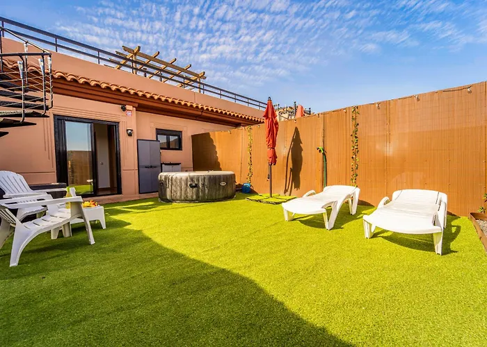 Colibri Dorado Lajares